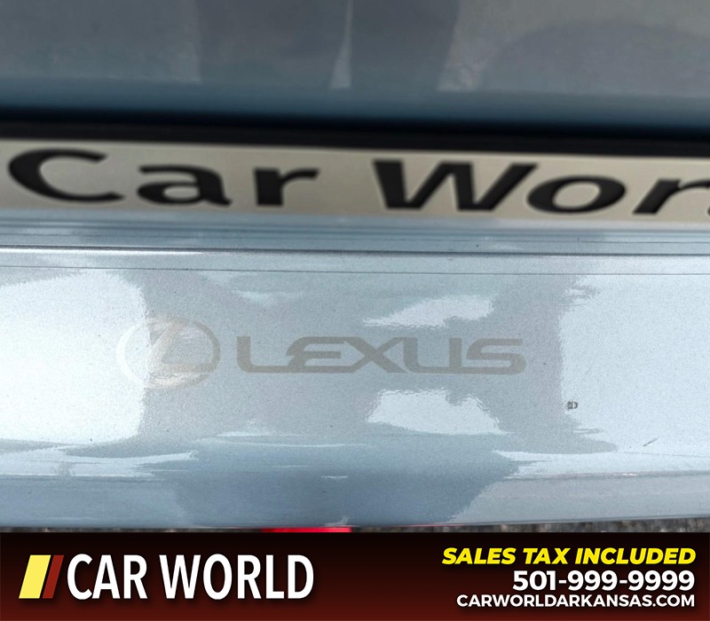 Lexus ES 350 Vehicle Full-screen Gallery Image 6