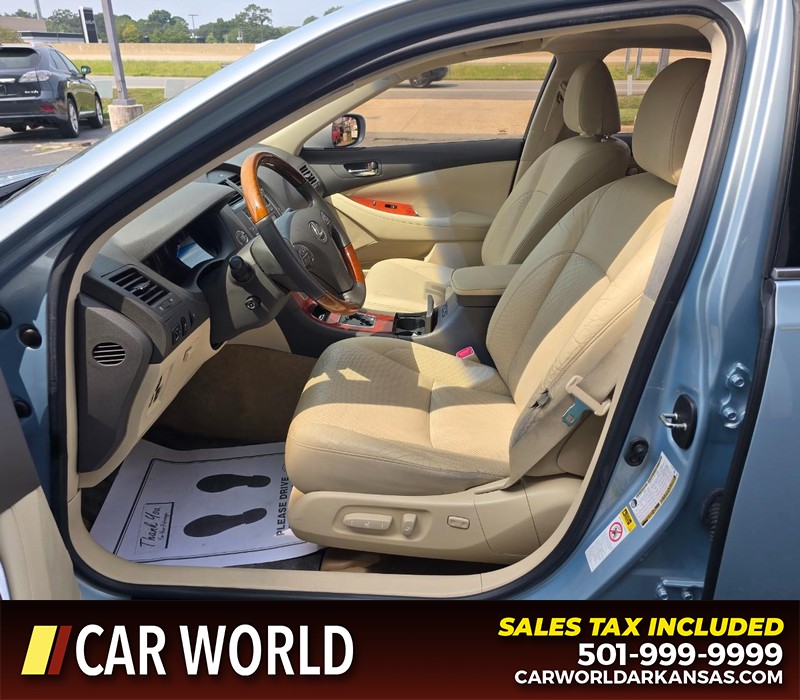 Lexus ES 350 Vehicle Full-screen Gallery Image 9