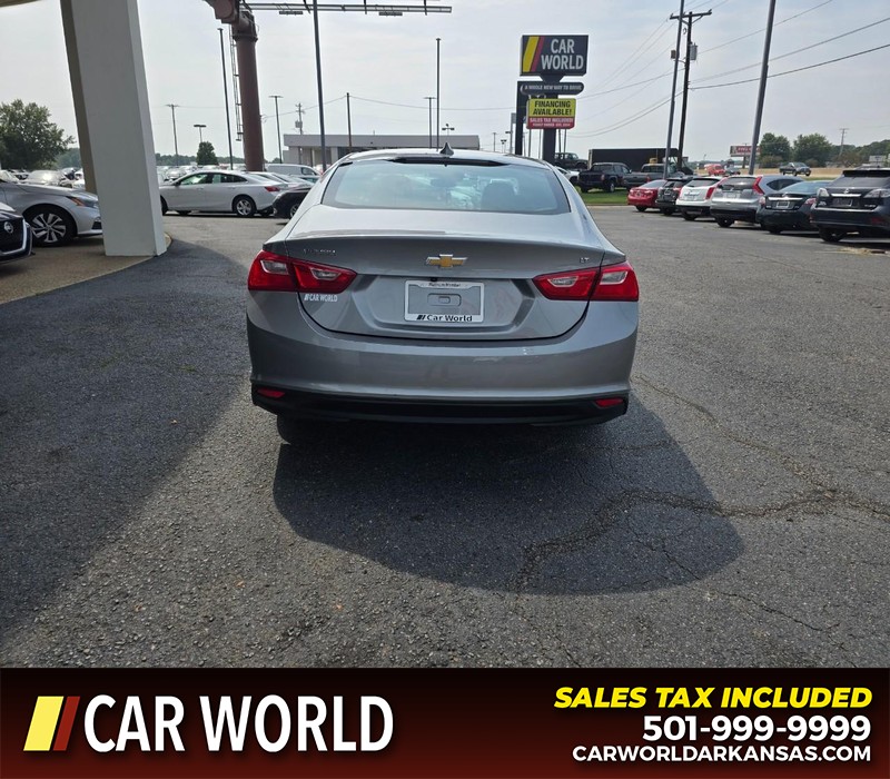 Chevrolet Malibu Vehicle Full-screen Gallery Image 5