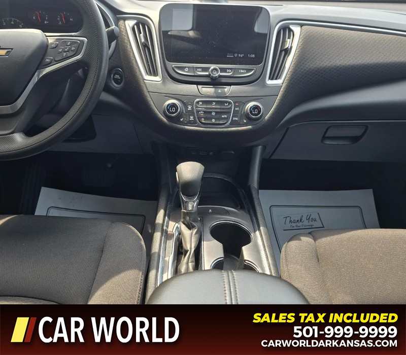 Chevrolet Malibu Vehicle Full-screen Gallery Image 18