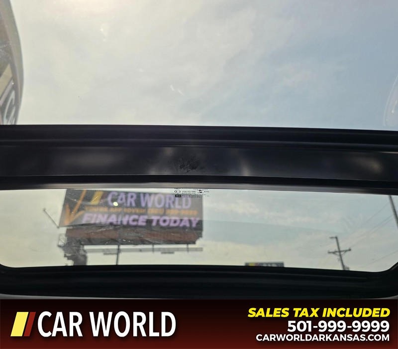 Chevrolet Malibu Vehicle Full-screen Gallery Image 19