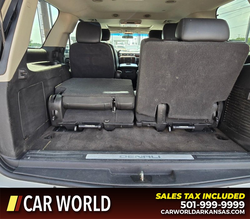 GMC Yukon Vehicle Full-screen Gallery Image 16