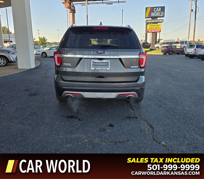 Ford Explorer Vehicle Full-screen Gallery Image 6