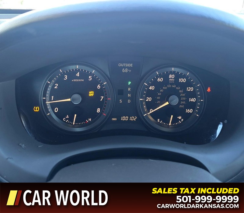 Lexus ES 350 Vehicle Full-screen Gallery Image 16