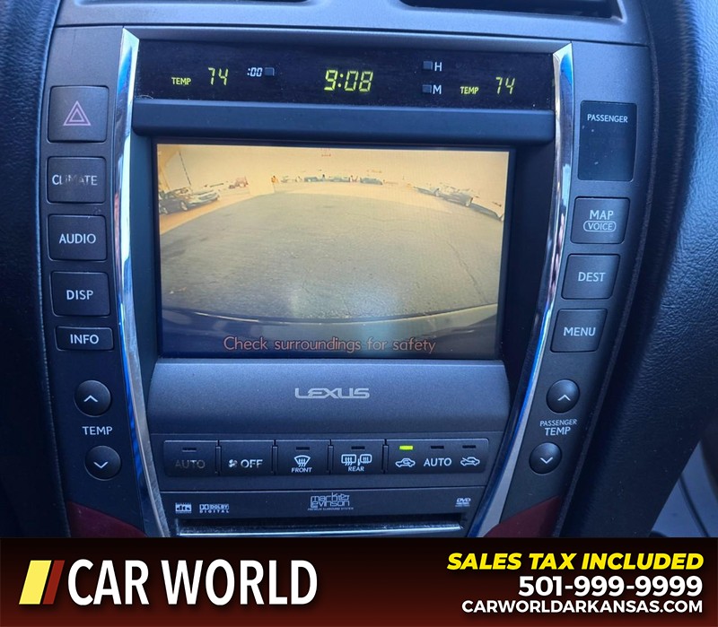 Lexus ES 350 Vehicle Full-screen Gallery Image 18