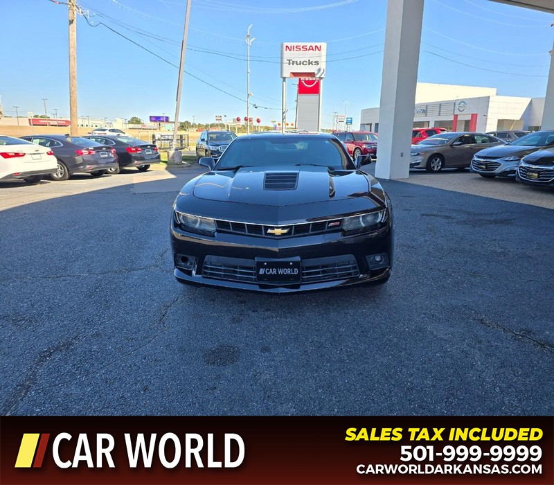 Chevrolet Camaro Vehicle Full-screen Gallery Image 2