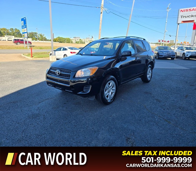 Toyota RAV4 Vehicle Full-screen Gallery Image 3