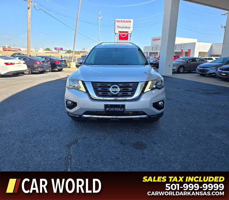 Nissan Pathfinder Vehicle Full-screen Gallery Image 2