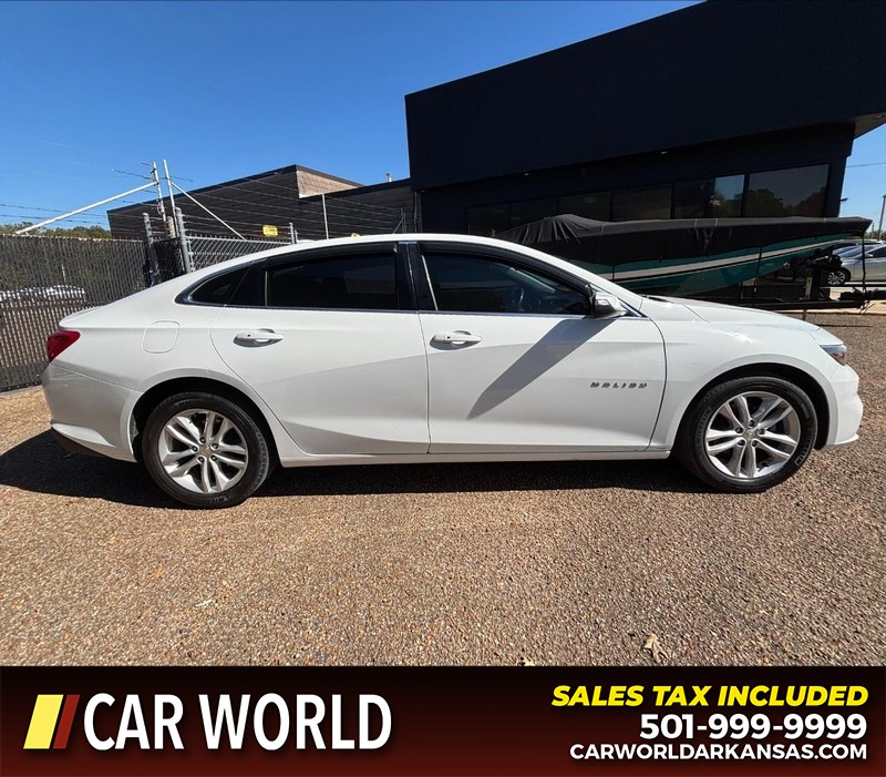 Chevrolet Malibu Vehicle Full-screen Gallery Image 2