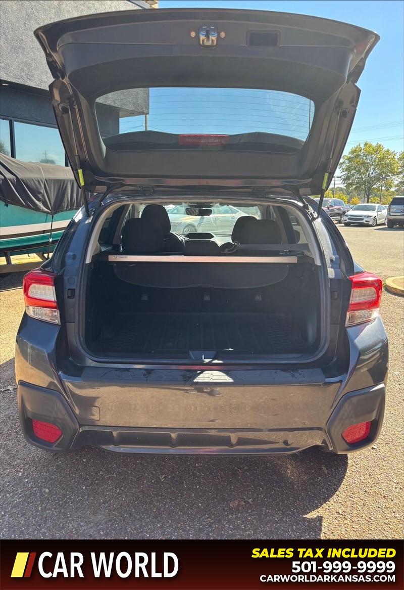 Subaru Crosstrek Vehicle Full-screen Gallery Image 5