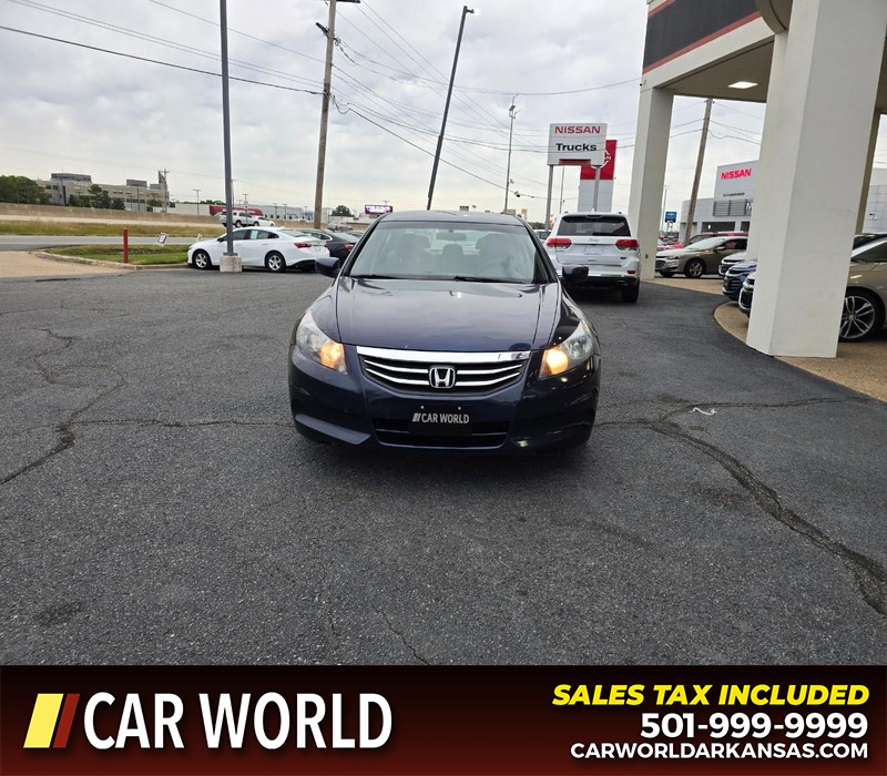 Honda Accord Sedan Vehicle Full-screen Gallery Image 2