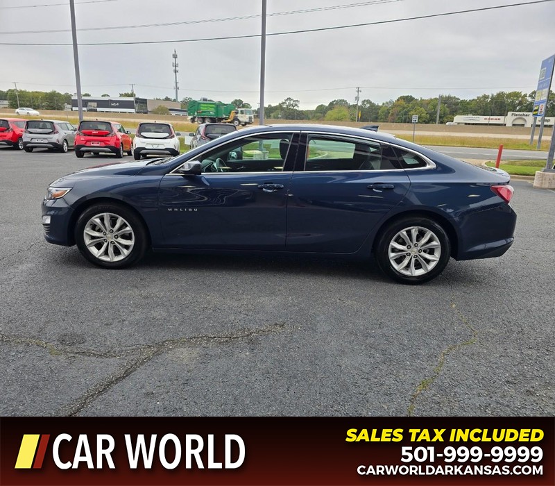 Chevrolet Malibu Vehicle Full-screen Gallery Image 4