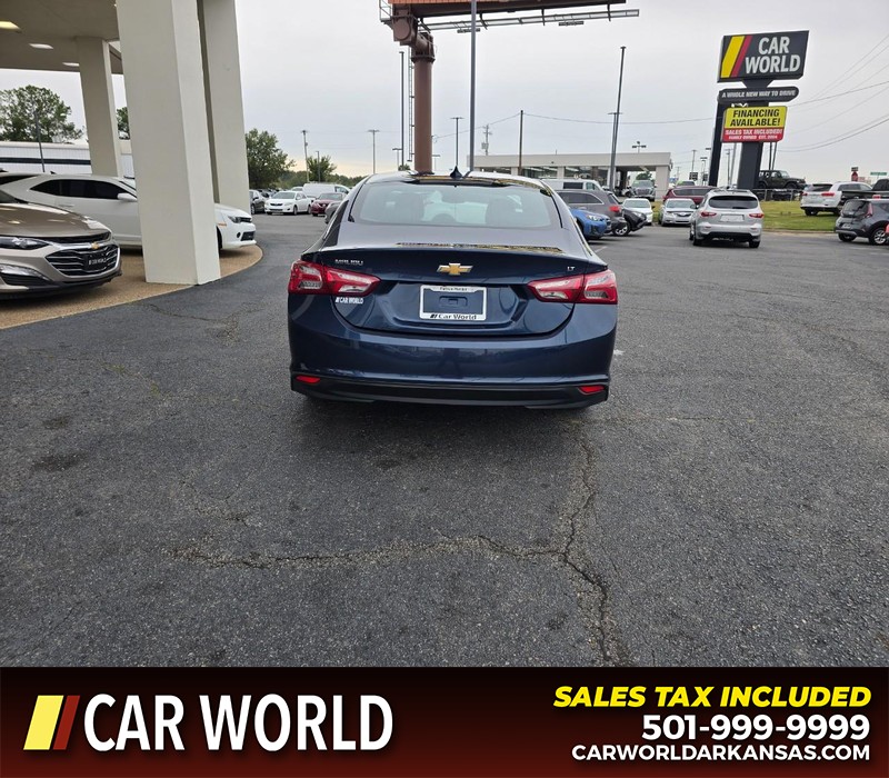 Chevrolet Malibu Vehicle Full-screen Gallery Image 5