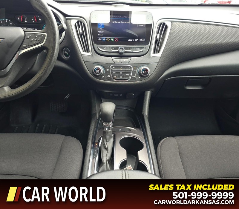 Chevrolet Malibu Vehicle Full-screen Gallery Image 18
