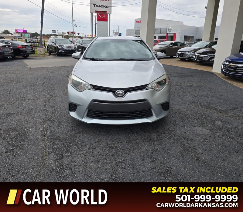 Toyota Corolla Vehicle Full-screen Gallery Image 2