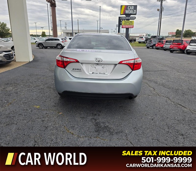 Toyota Corolla Vehicle Full-screen Gallery Image 5