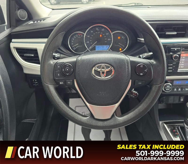 Toyota Corolla Vehicle Full-screen Gallery Image 15