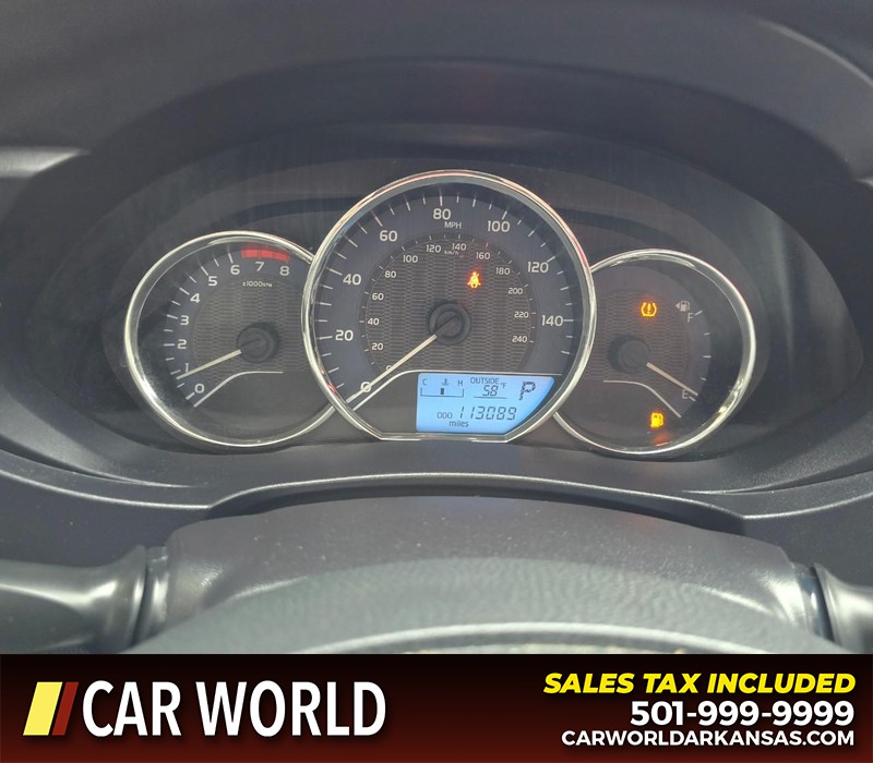 Toyota Corolla Vehicle Full-screen Gallery Image 17