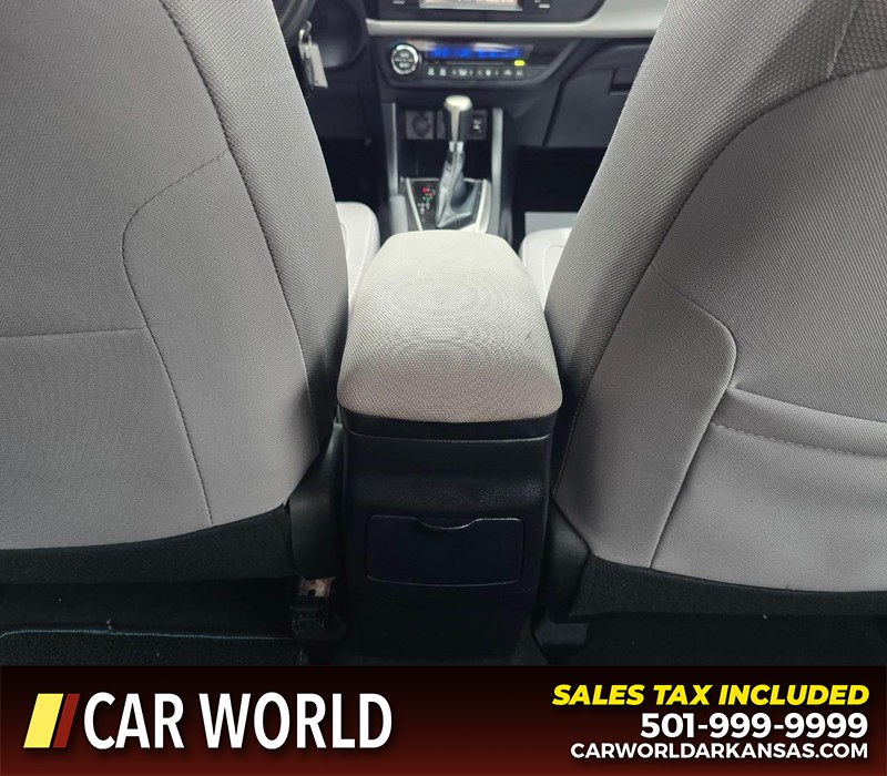 Toyota Corolla Vehicle Full-screen Gallery Image 20