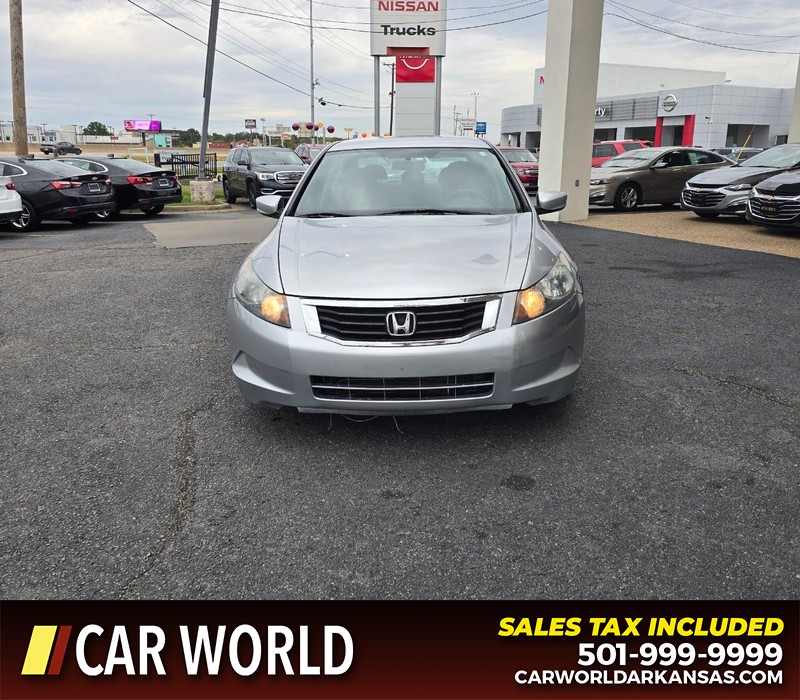 Honda Accord Sedan Vehicle Full-screen Gallery Image 2