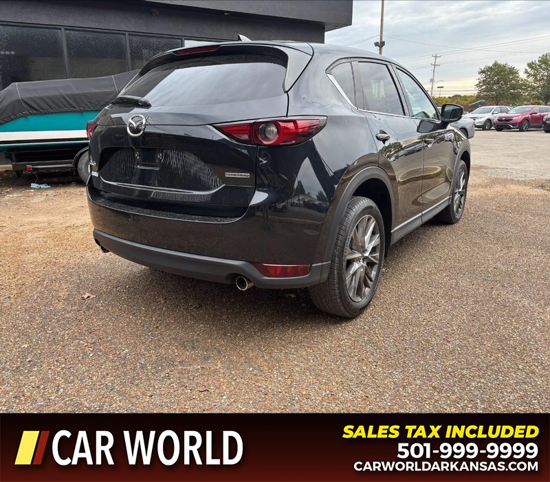 Mazda CX-5 Vehicle Full-screen Gallery Image 3