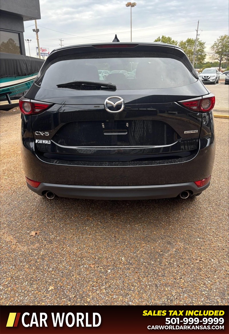 Mazda CX-5 Vehicle Full-screen Gallery Image 4