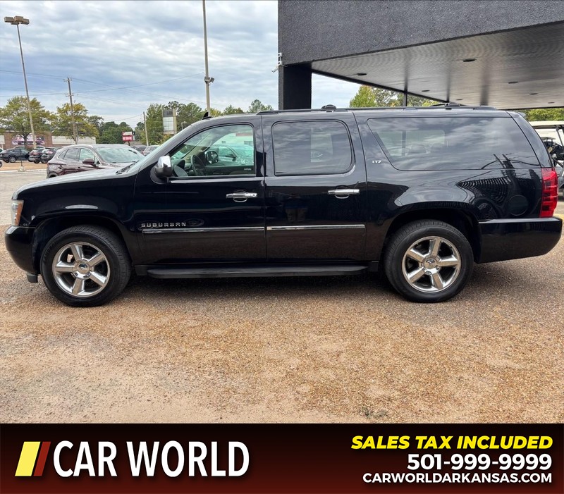 Chevrolet Suburban Vehicle Full-screen Gallery Image 8