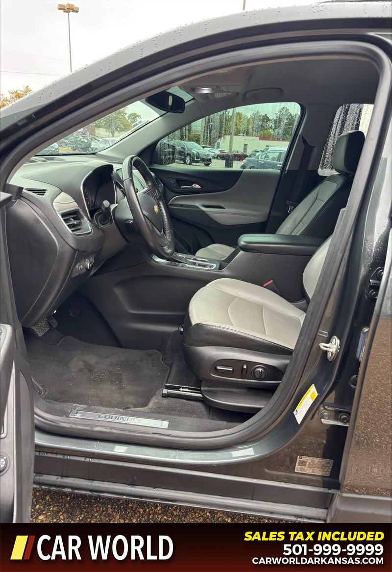 Chevrolet Equinox Vehicle Full-screen Gallery Image 12