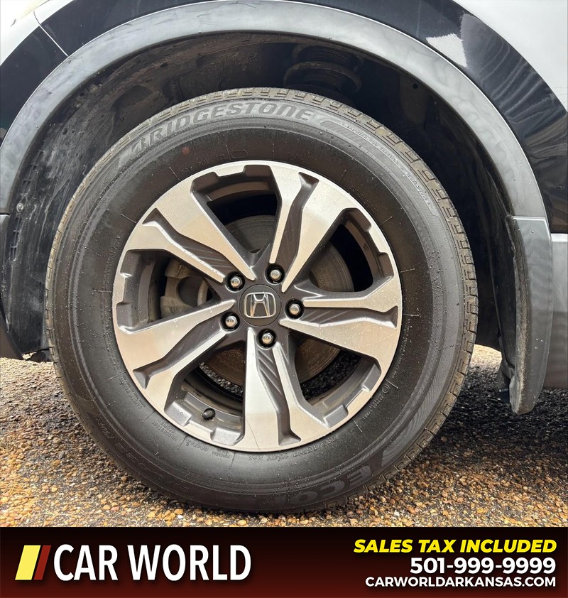 Honda CR-V Vehicle Full-screen Gallery Image 11