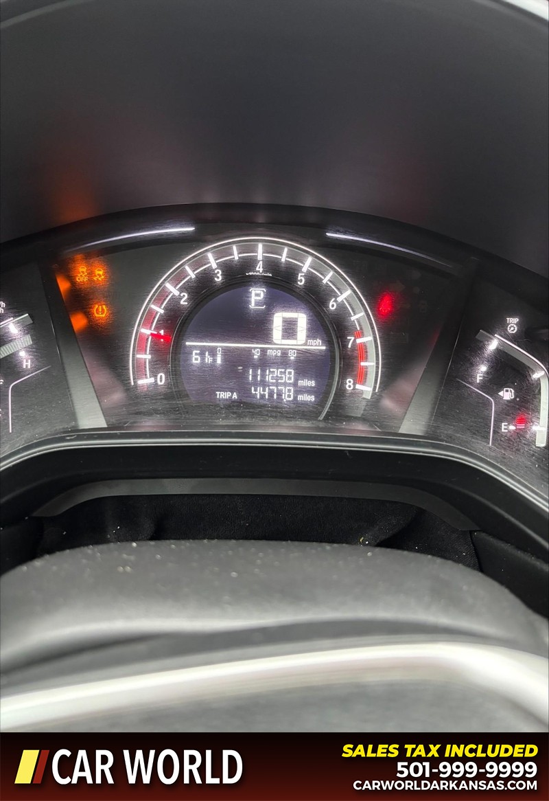 Honda CR-V Vehicle Full-screen Gallery Image 20