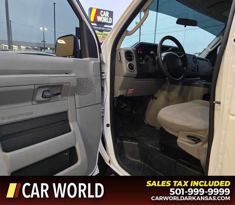 Ford Econoline Cargo Van Vehicle Full-screen Gallery Image 7