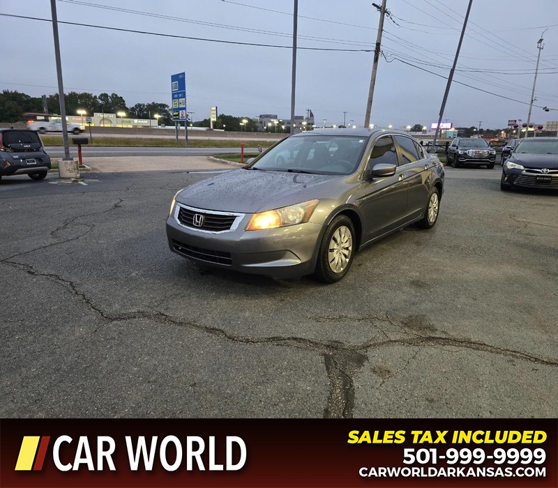 Honda Accord Sedan Vehicle Full-screen Gallery Image 3