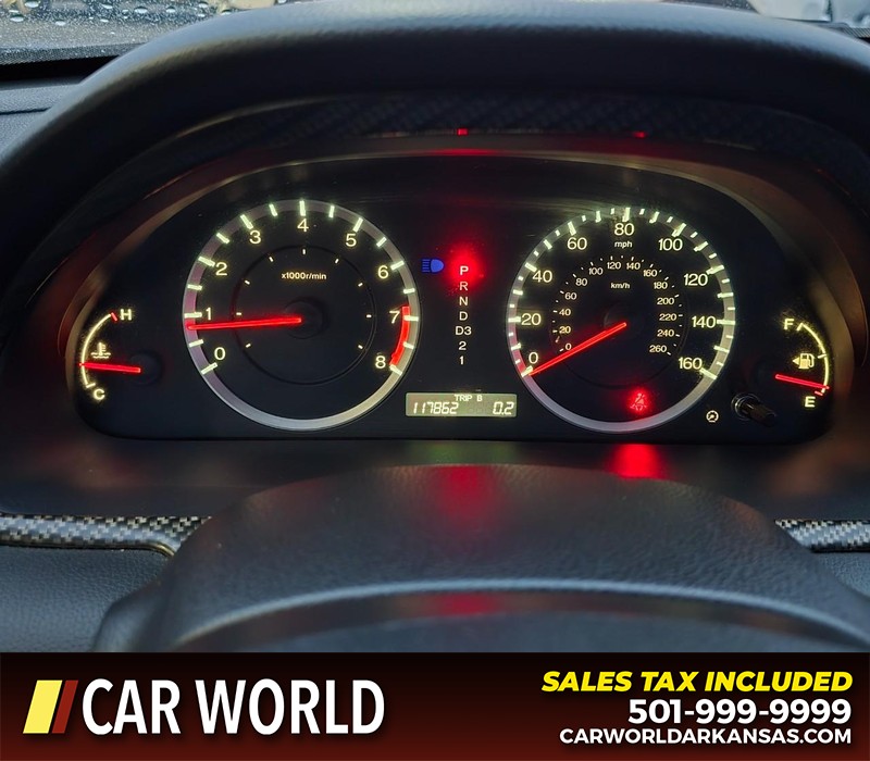 Honda Accord Sedan Vehicle Full-screen Gallery Image 16