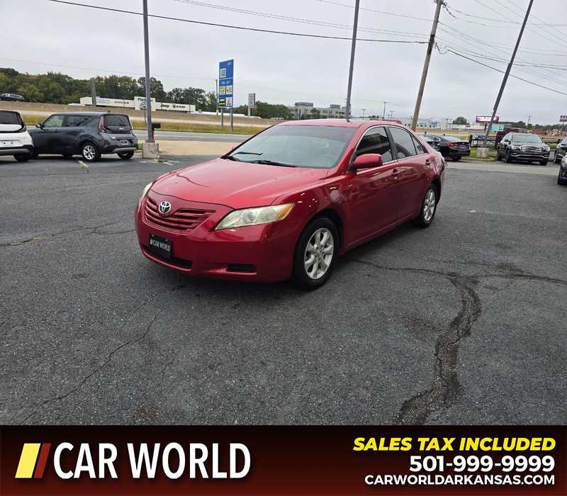 Toyota Camry Vehicle Full-screen Gallery Image 3