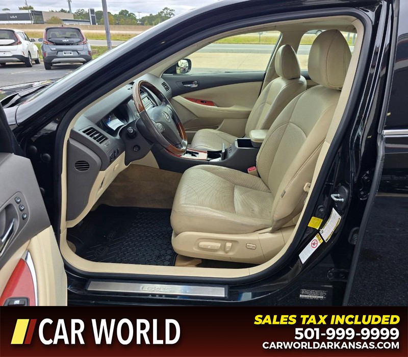 Lexus ES 350 Vehicle Full-screen Gallery Image 8