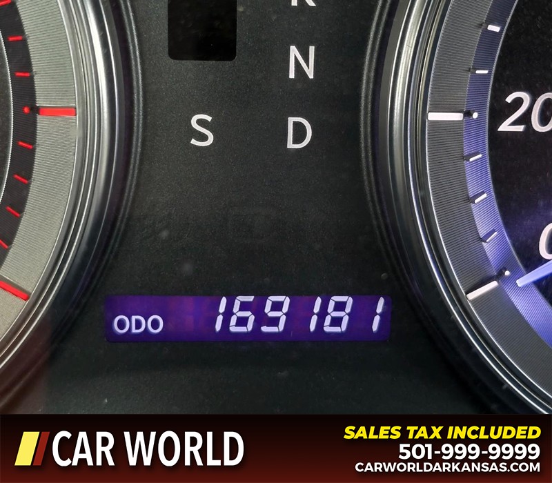 Lexus ES 350 Vehicle Full-screen Gallery Image 16