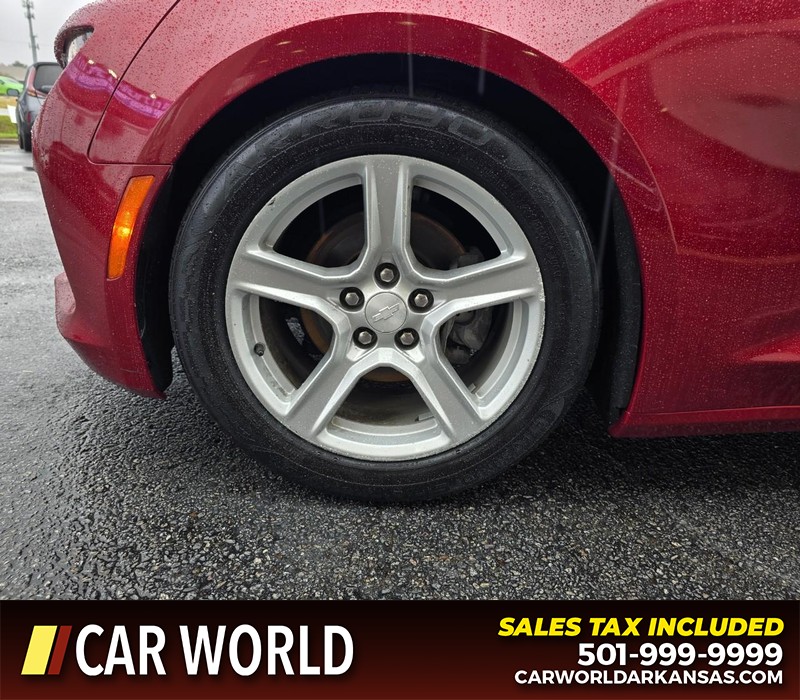 Chevrolet Camaro Vehicle Full-screen Gallery Image 6