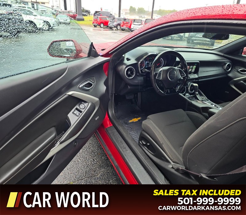 Chevrolet Camaro Vehicle Full-screen Gallery Image 7