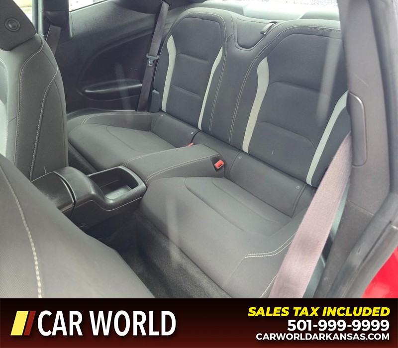 Chevrolet Camaro Vehicle Full-screen Gallery Image 9