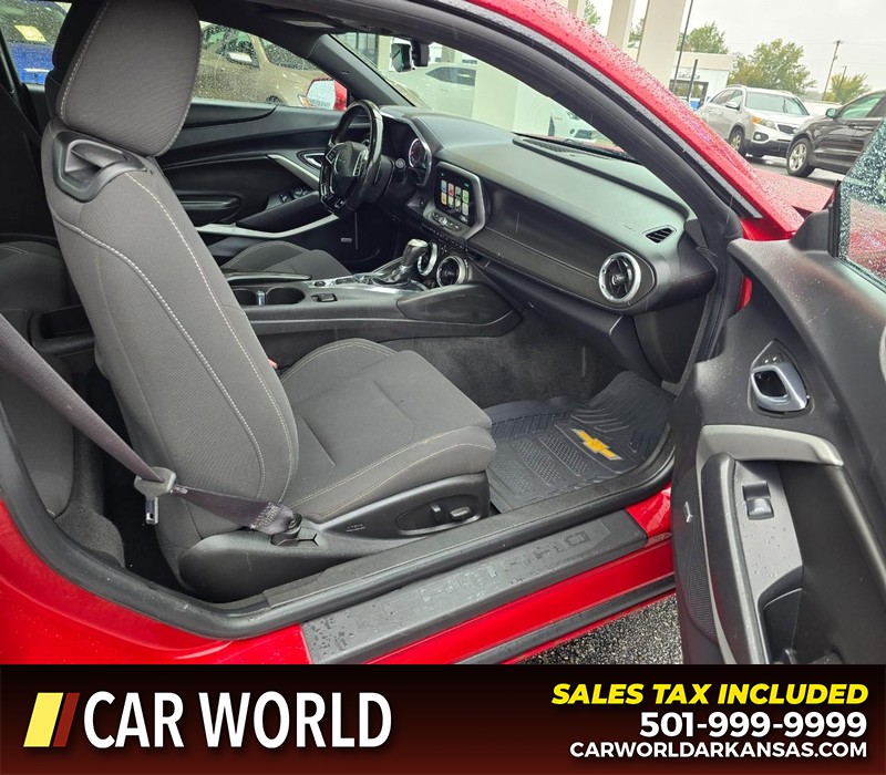 Chevrolet Camaro Vehicle Full-screen Gallery Image 10