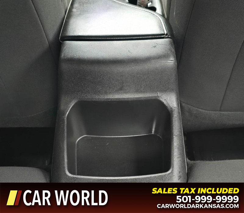 Chevrolet Camaro Vehicle Full-screen Gallery Image 18