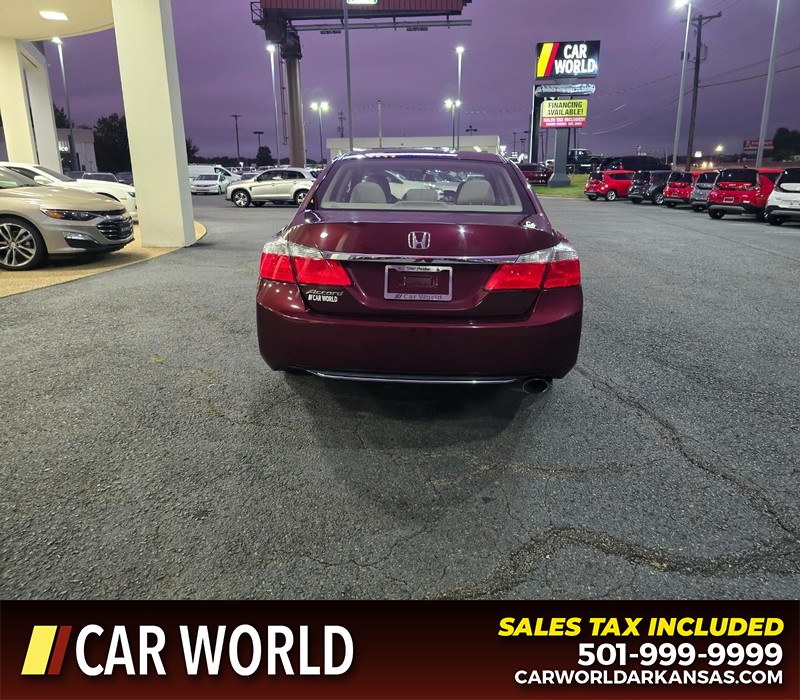 Honda Accord Sedan Vehicle Full-screen Gallery Image 5