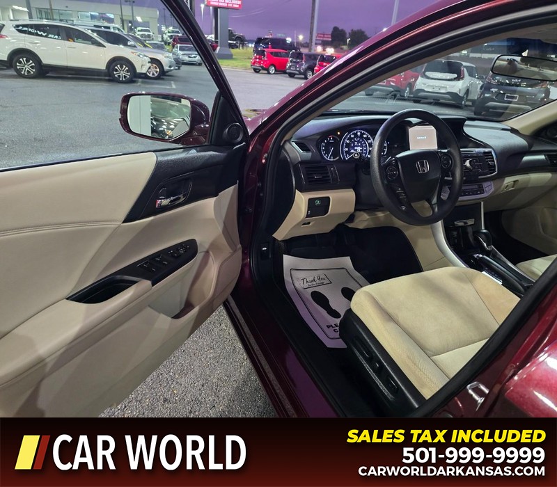 Honda Accord Sedan Vehicle Full-screen Gallery Image 7