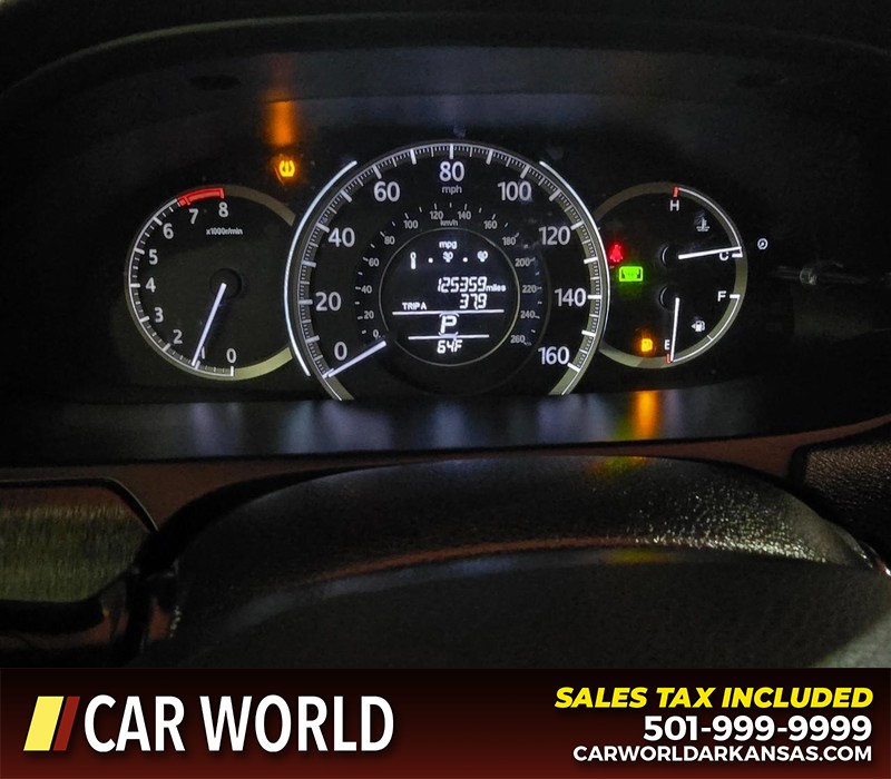 Honda Accord Sedan Vehicle Full-screen Gallery Image 16