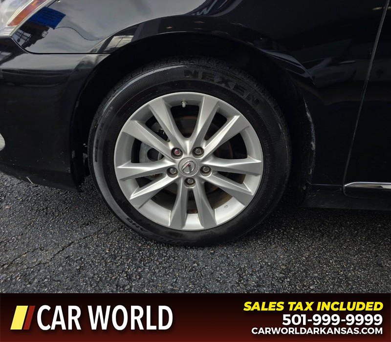 Lexus ES 350 Vehicle Full-screen Gallery Image 6