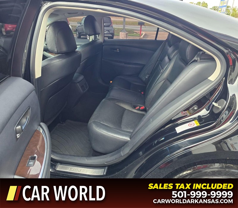 Lexus ES 350 Vehicle Full-screen Gallery Image 10