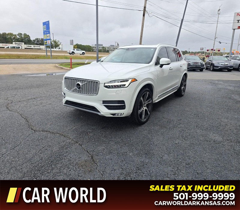 Volvo XC90 Vehicle Full-screen Gallery Image 3