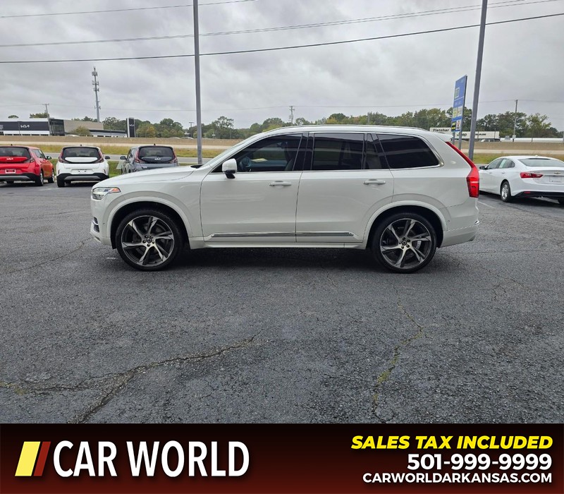 Volvo XC90 Vehicle Full-screen Gallery Image 4