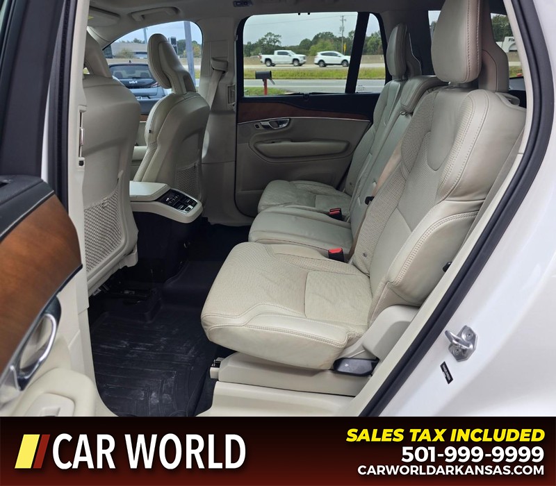 Volvo XC90 Vehicle Full-screen Gallery Image 10