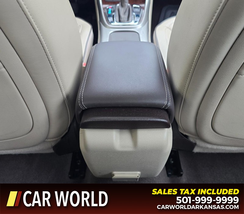 Chevrolet Malibu Vehicle Full-screen Gallery Image 20